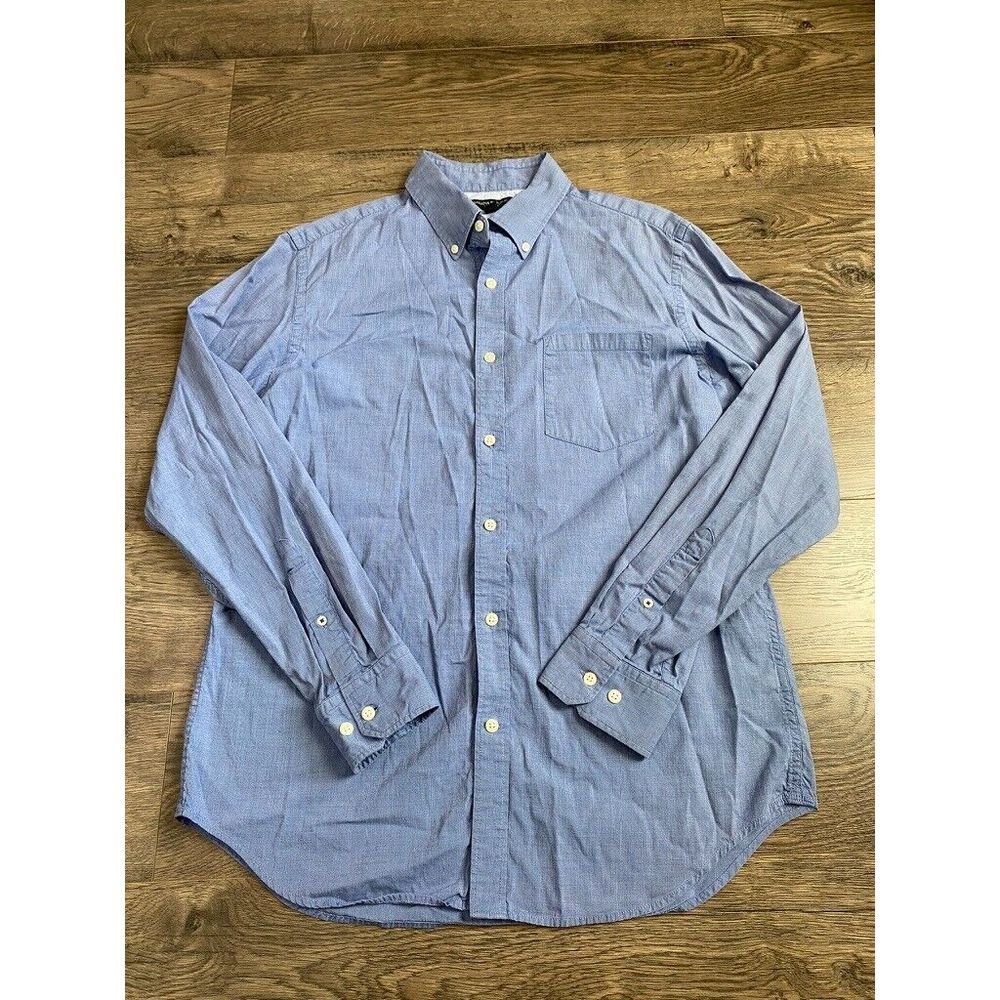 EUC Mens Banana Republic soft wash long sleeve blue button up‎ size L